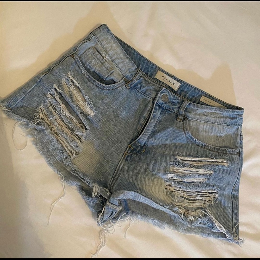 Pacsun distressed high rise shorts